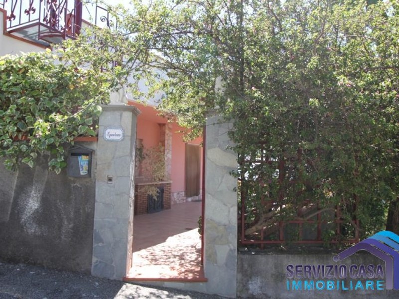 Attico in Vendita a Letojanni, 90 m²