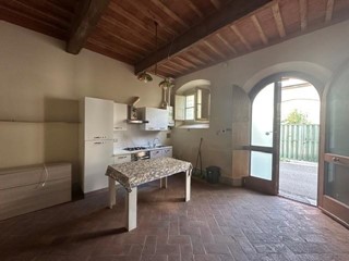 Monolocale in Affitto a Cascina, 550&euro;, 40 m², arredato