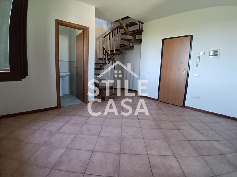 Trilocale in Vendita a Santa Croce sull'Arno, 105'000&euro;, 65 m²