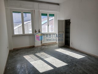 Appartamento in Vendita a Livorno, 215'000&euro;, 125 m²