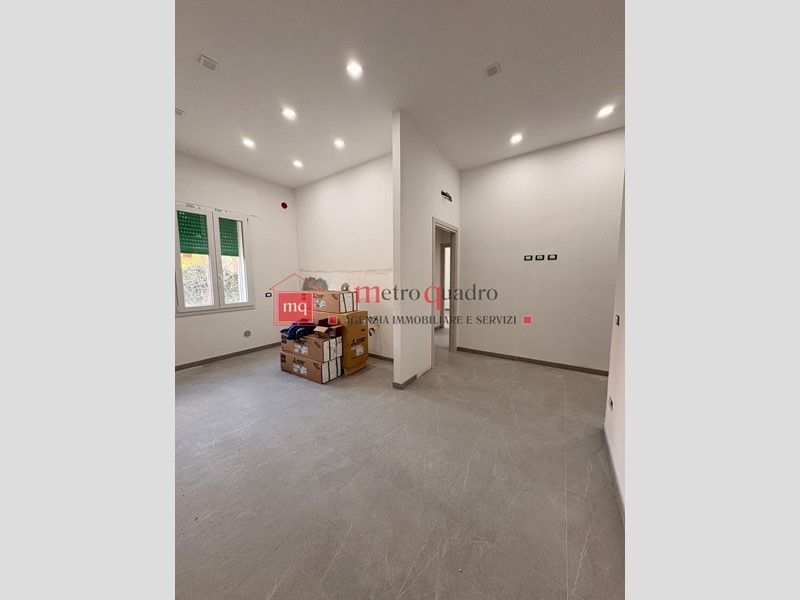 Trilocale in Vendita a Cascina, zona San Frediano a Settimo, 158'000&euro;, 75 m²