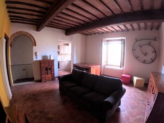 Bilocale in Vendita a Colle di Val D'Elsa, 135'000&euro;, 74 m², arredato