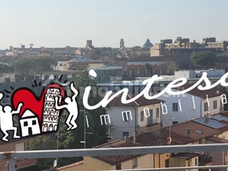 Quadrilocale in Vendita a Pisa, 240'000&euro;, 88 m², arredato