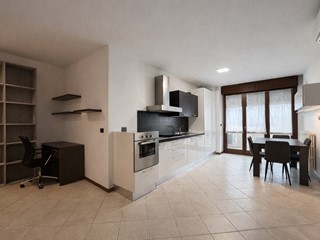 Bilocale in Affitto a Ferrara, 600&euro;, 68 m²