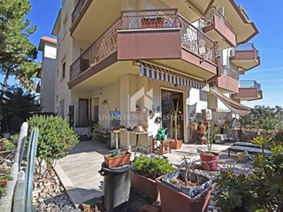 Bilocale in Vendita a Sanremo, 169'000&euro;, 54 m²