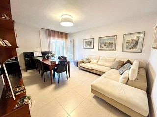 Appartamento in Vendita a Ortona, 295'000&euro;, 150 m²