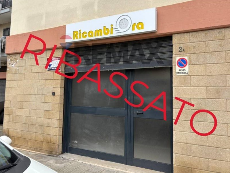 Bilocale in Vendita a Trani, 80'000&euro;, 101 m²