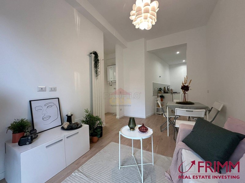 Bilocale in Vendita a Roma, 360'000&euro;, 47 m²