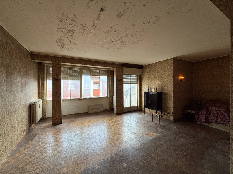 Appartamento in Vendita a Porto San Giorgio, 170'000&euro;, 168 m²