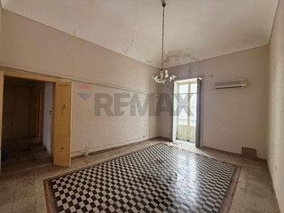Trilocale in Vendita a Siracusa, 105'000&euro;, 84 m²