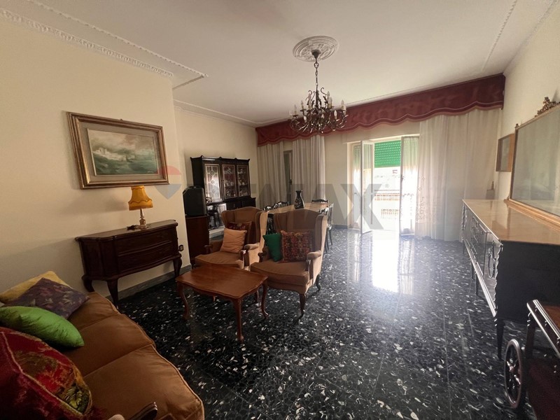 Appartamento in Vendita a Ponte, 90'000&euro;, 186 m²