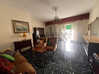 Appartamento in Vendita a Ponte, 90'000&euro;, 186 m²