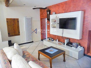 Appartamento in Vendita a Imperia, 165'000&euro;, 215 m²