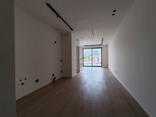 Trilocale in Affitto a Paratico, 2'250&euro;, 151 m²