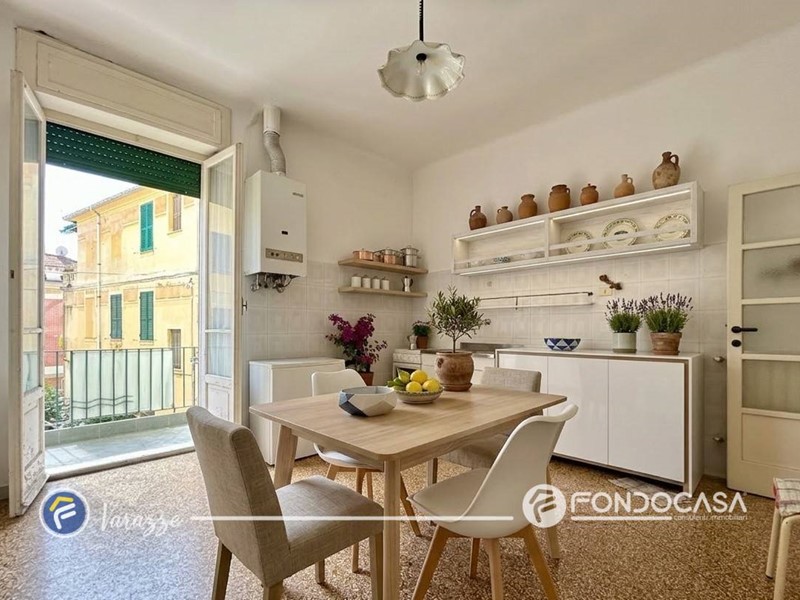 Appartamento in Vendita a Varazze, 540'000&euro;, 104 m²