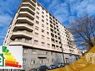 Appartamento in Vendita a Torino, 680'000&euro;, 195 m²