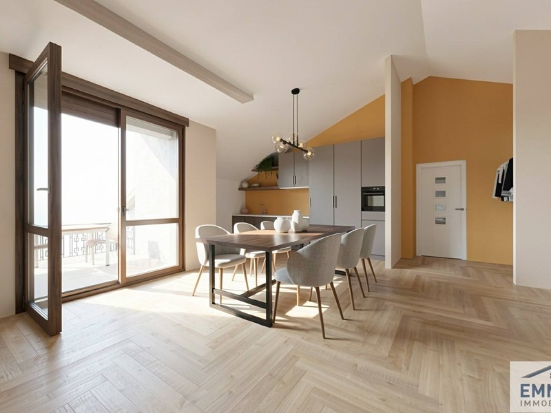 Appartamento in Vendita a Alessandria, 285'000&euro;, 157 m²