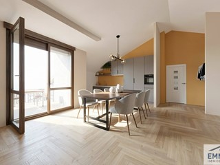 Appartamento in Vendita a Alessandria, 285'000&euro;, 157 m²