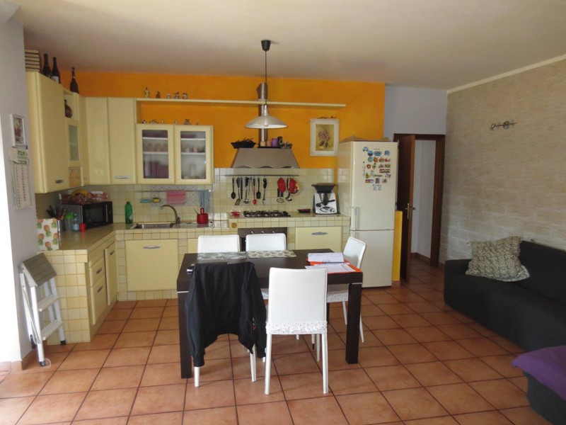 Quadrilocale in Vendita a Folignano, 95'000&euro;, 90 m²