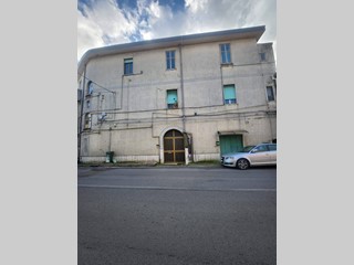 Monolocale in Vendita a Salerno, 40'000&euro;, 4625 m²