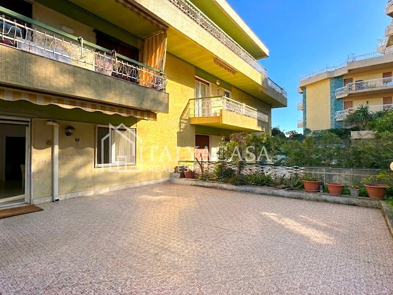 Bilocale in Vendita a Sanremo, 148'000&euro;, 43 m²