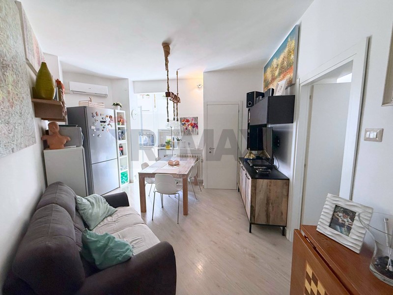 Trilocale in Vendita a Foggia, 49'000&euro;, 70 m²