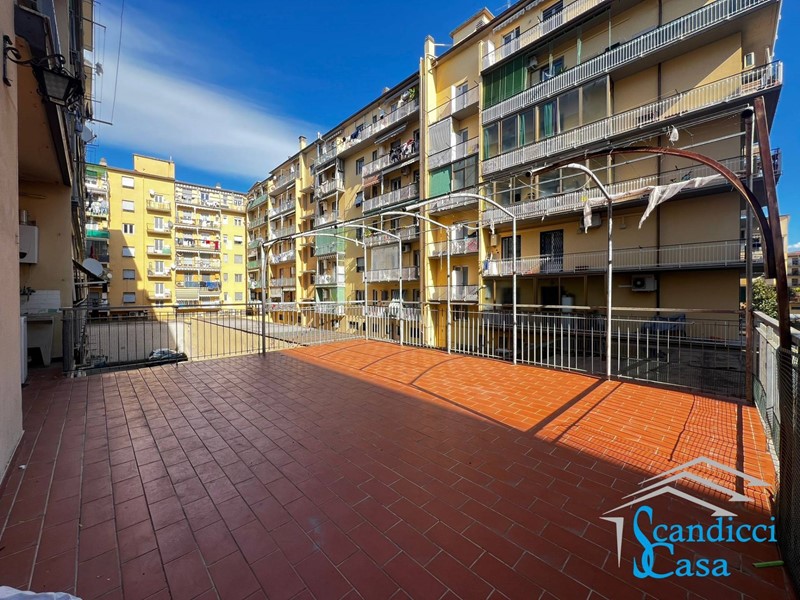 Quadrilocale in Vendita a Scandicci, 272'000&euro;, 90 m²