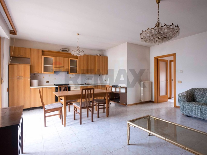 Appartamento in Vendita a Castelplanio, 59'500&euro;, 85 m²