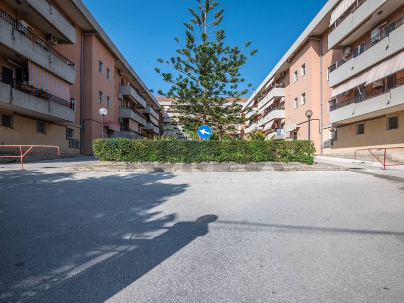 Appartamento in Vendita a Priolo Gargallo, 88'000&euro;, 135 m²