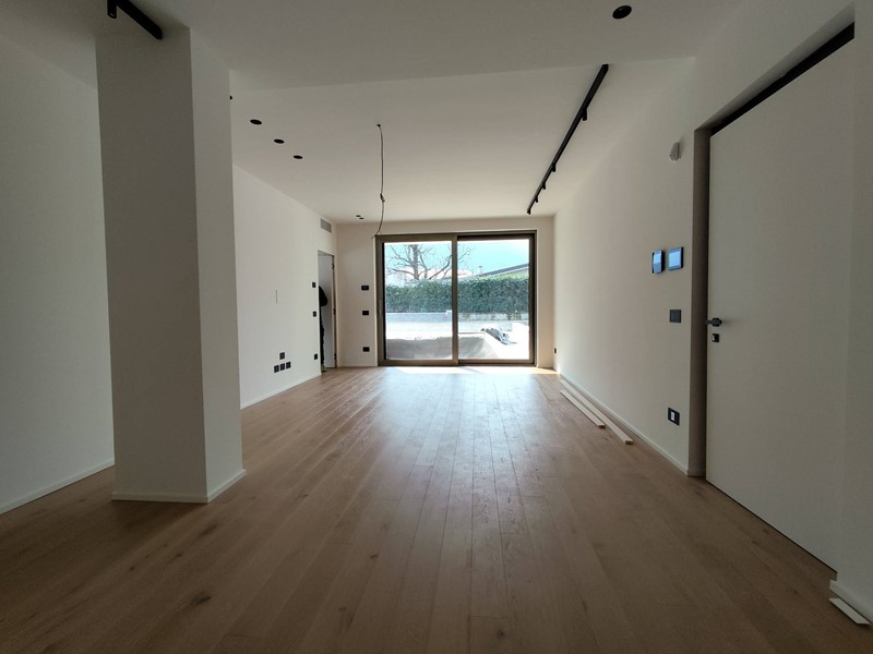 Bilocale in Affitto a Paratico, 1'700&euro;, 131 m²