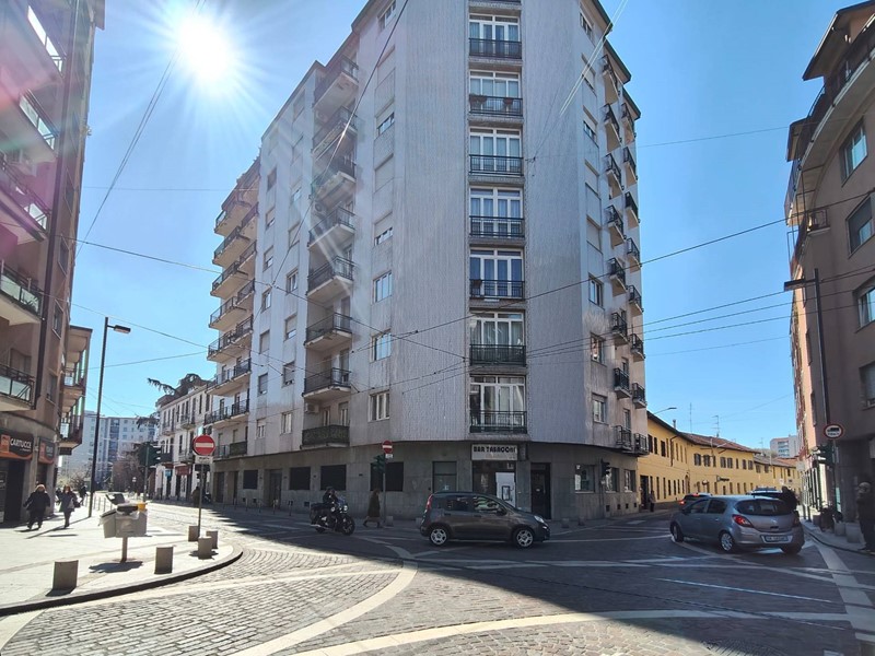 Quadrilocale in Vendita a Cinisello Balsamo, 225'000&euro;, 90 m²