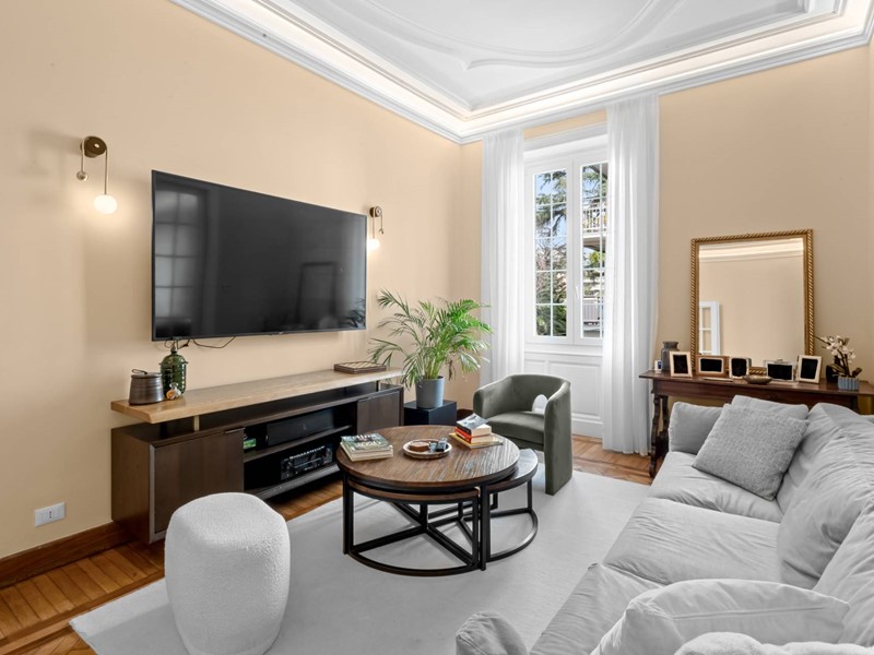 Appartamento in Affitto a Genova, 3'000&euro;, 210 m²