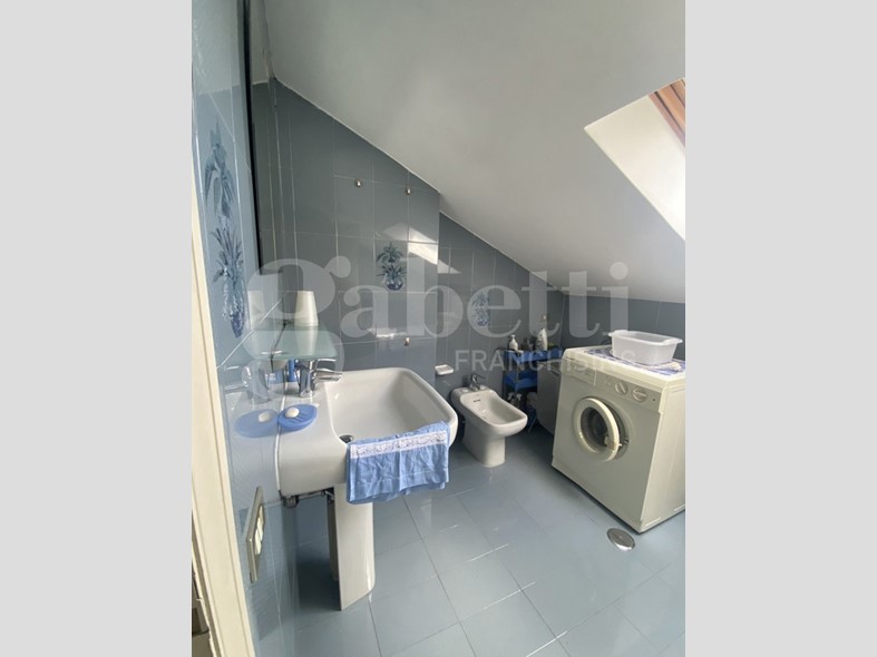 Bilocale in Vendita a Gubbio, 60'000&euro;, 65 m²
