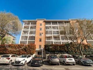 Trilocale in Vendita a Rozzano, 290'000&euro;, 90 m², arredato