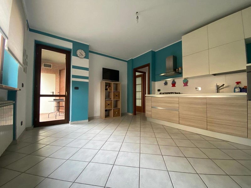 Trilocale in Affitto a Beinasco, 550&euro;, 80 m², arredato