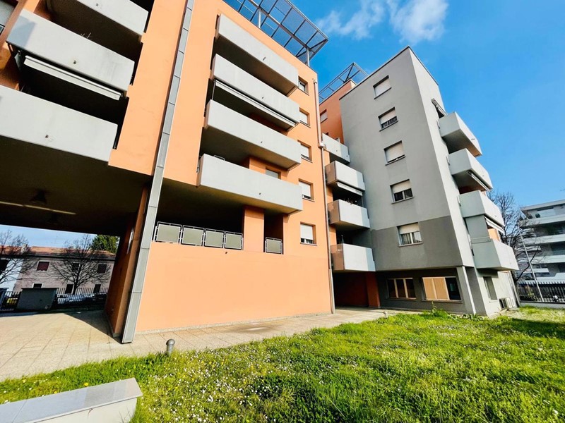 Bilocale in Vendita a Legnano, 147'000&euro;, 71 m²