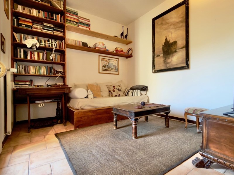 Quadrilocale in Vendita a Brescia, 152'000&euro;, 120 m²