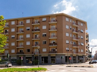 Trilocale in Vendita a Torino, 160'000&euro;, 80 m²
