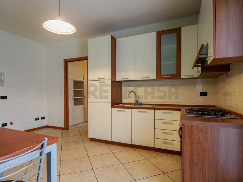 Trilocale in Vendita a Bressanvido, 99'000&euro;, 62 m², arredato, con Box