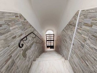 Appartamento in Vendita a Catania, zona Centro Storico, 250'000&euro;, 204 m², arredato