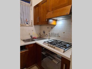 Trilocale in Affitto a Torino, zona Aereonautica, 592&euro;, 76 m², arredato