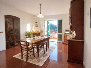 Trilocale in Affitto a Aulla, zona Caprigliola, 550&euro;, 80 m², arredato