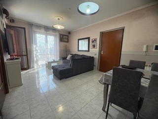 Trilocale in Vendita a Guidonia Montecelio, zona Collefiorito, 168'000&euro;, 80 m²
