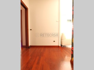 Appartamento in Affitto a Vicenza, 900&euro;, 81 m², arredato, con Box
