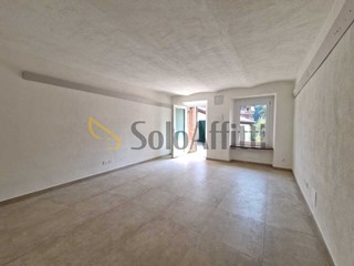 Trilocale in Affitto a Lanzo Torinese, 550&euro;, 65 m²