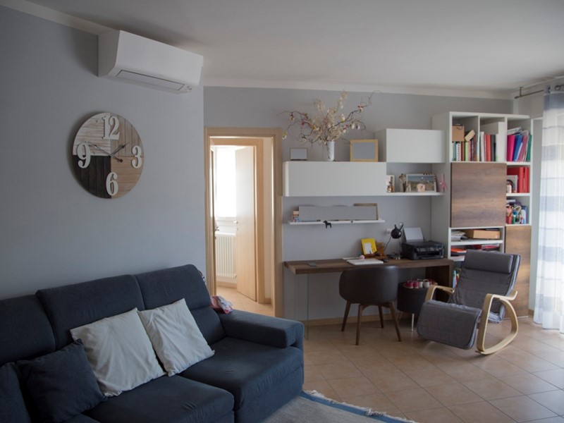 Trilocale in Vendita a Sassofeltrio, 150'000&euro;, 85 m², con Box