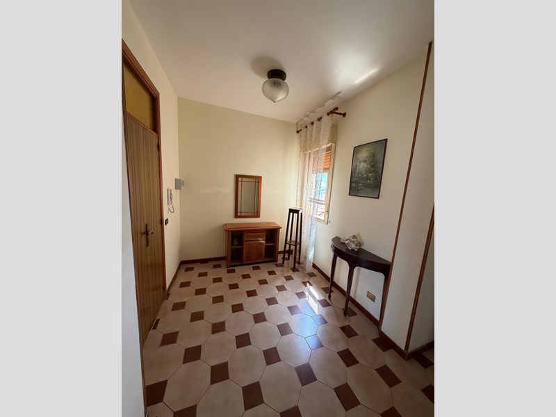Appartamento in Vendita a Vittoria, zona Scoglitti, 120 m²