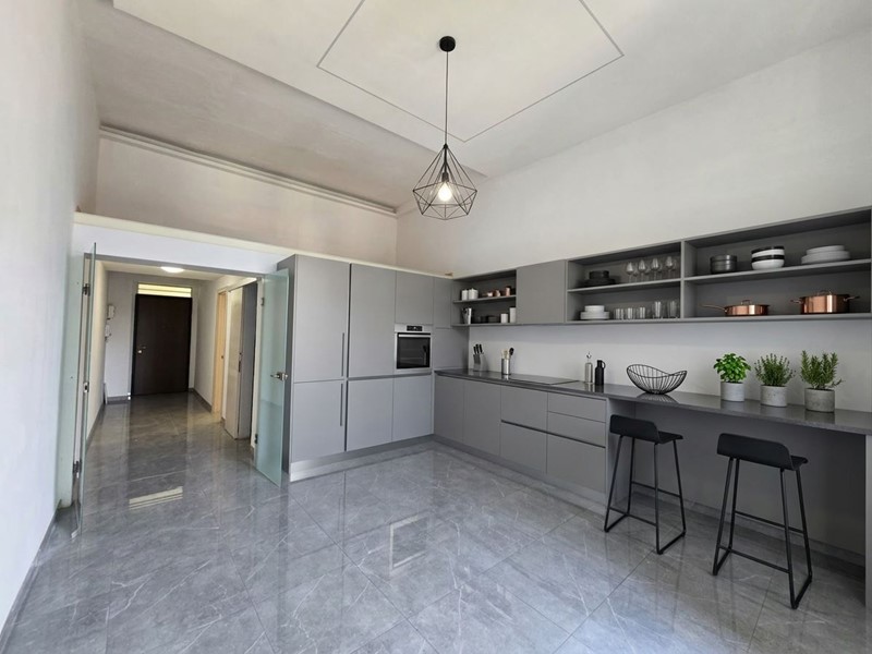 Bilocale in Vendita a Napoli, 90'000&euro;, 55 m²