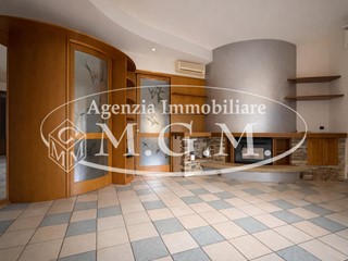 Quadrilocale in Vendita a Pontedera, 159'000&euro;, 90 m², arredato