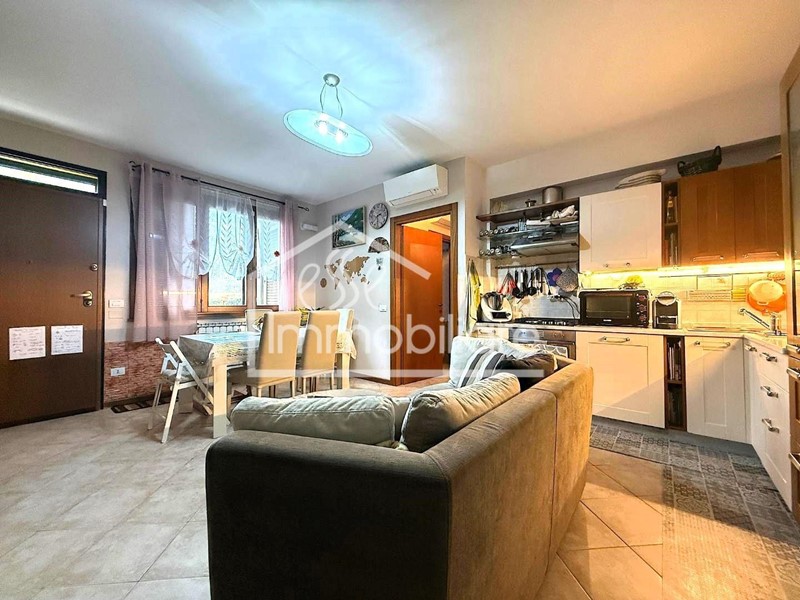 Trilocale in Vendita a Empoli, zona Martignana, 205'000&euro;, 74 m², arredato